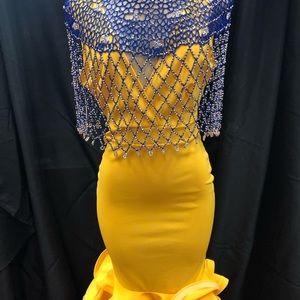 Yellow Dress 💛 👗